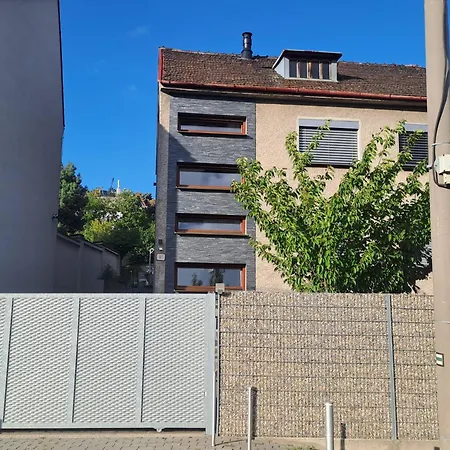 Jana Apartman *